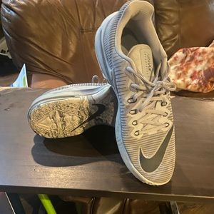 Men’s Air Max shoes size 11.5